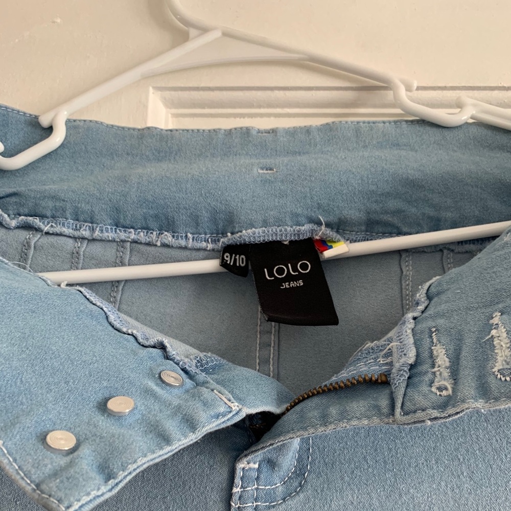 Jeans - Picture 2 of 3